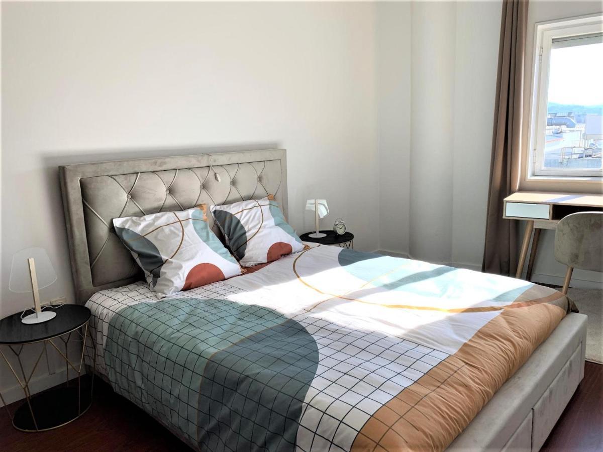 Charm City Center Apt 140M2 & Free Parking Apartment Braga Exterior foto