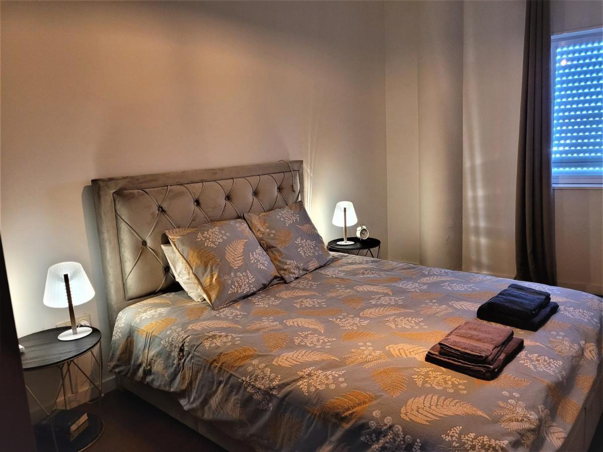 Charm City Center Apt 140M2 & Free Parking Apartment Braga Exterior foto